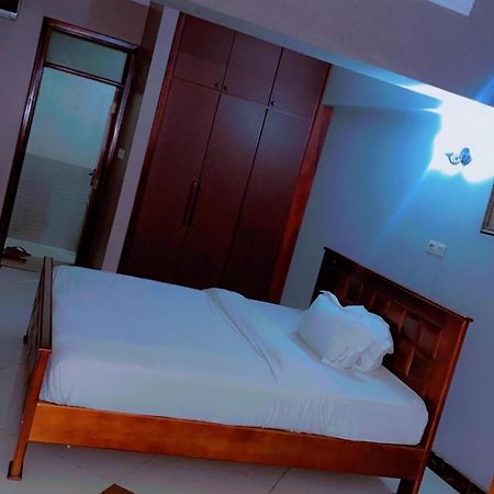 Super Paradise Hotel Kampala Eksteriør billede